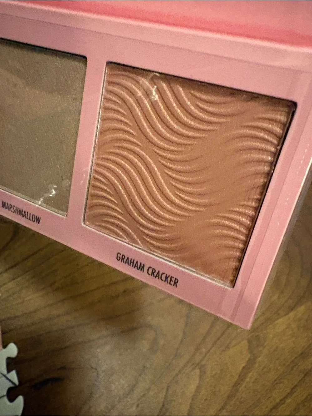 Candie’s Makeup Palette Bronzer & Contour